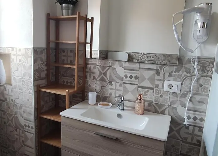 Abbihouse אביאטגראסו